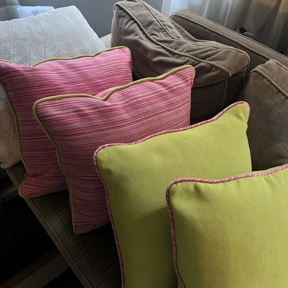 BRAND NEW Custom Made Colorful Throw Pillow Set